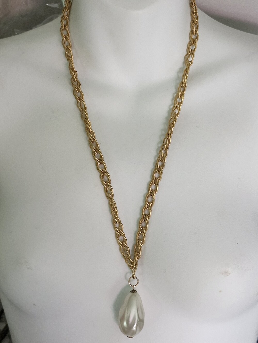 Vtg Denise Gold Tone Chain Necklace with White Faux Pearl Tear Drop Pendant